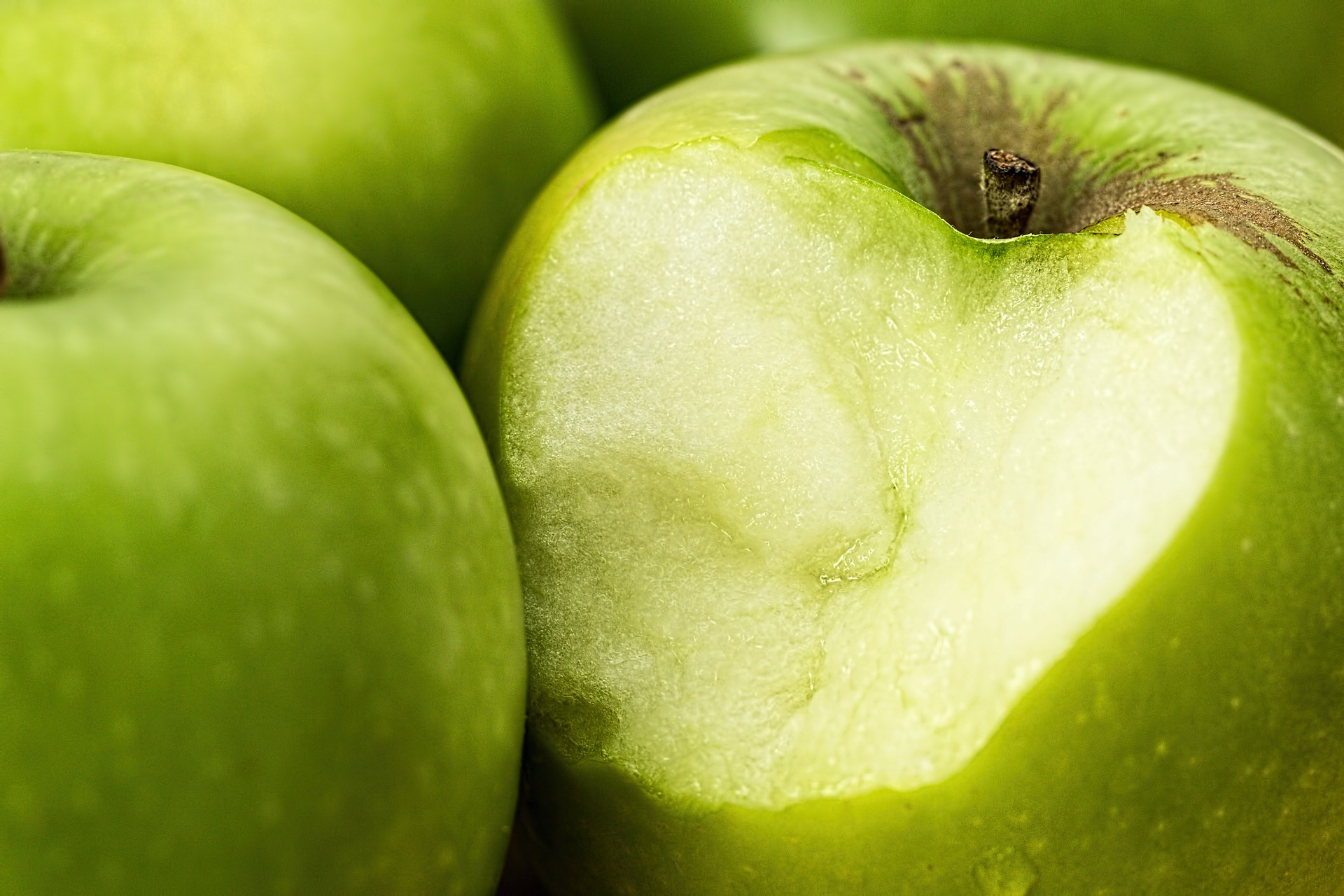 green_apple_05.jpg