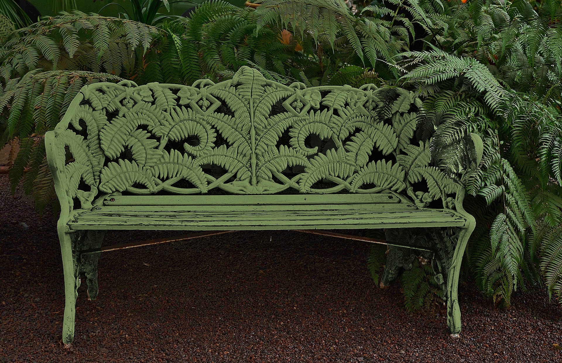 green_bench_04.jpg