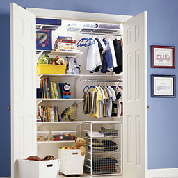 2007_09_07_nursery_WhiteelfaKidsReachInCloset.jpg