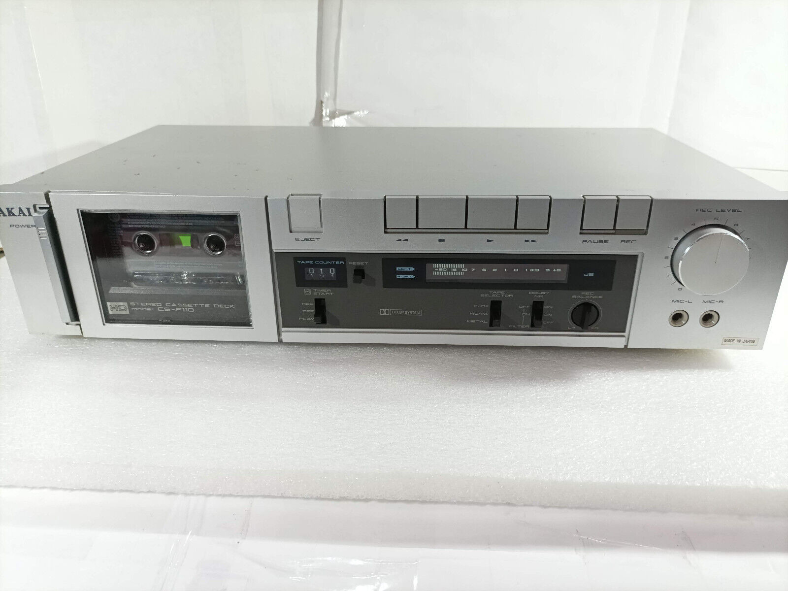 cassetteplayer_11.jpg