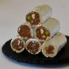 Kaju Anjeer Roll