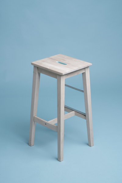 07_unsplash_stool2.png